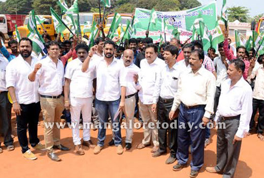 JD(S protest 1